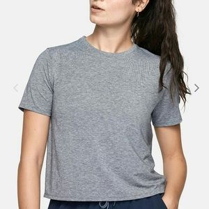 OUTDOOR VOICES gray tee